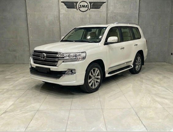 Toyota Land Cruiser VX 2025