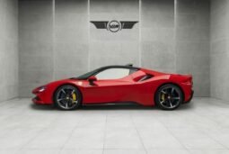 Ferrari SF90 Stradale 2021