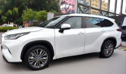 Toyota Highlander 2025